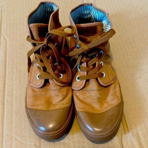 Bangs Sahara sand boots